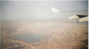 ORANIE 10 2005 999 01 DEPART D ORAN AVEC LE SURVOL DU TRISTE PETIT LAC